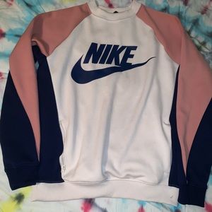 NIKE sweater